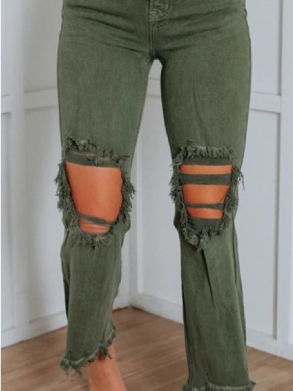 Risen Olive Green Wide-Leg Distressed Jeans with Frayed Hem - Picture 6 of 6